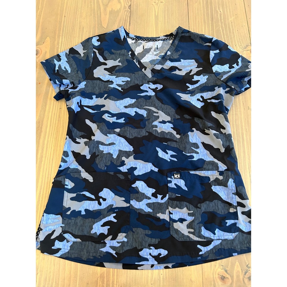 F19 Koi Next Gen Marisa Blue Camo V-Neck Scrub Top Small Medical Nursing S